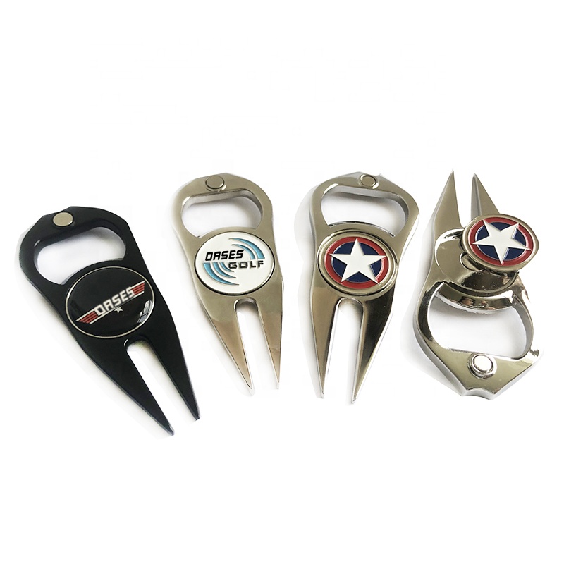 Golf Divot Tool Showcase 3