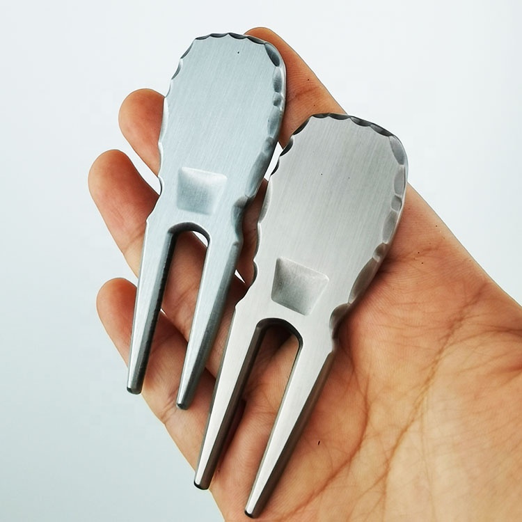 Golf Divot Repair Tool