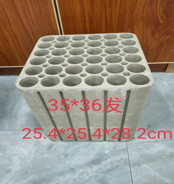 Moldes de Bolo de Fogos de Artifício Feitos com Papel Reciclado e Gesso