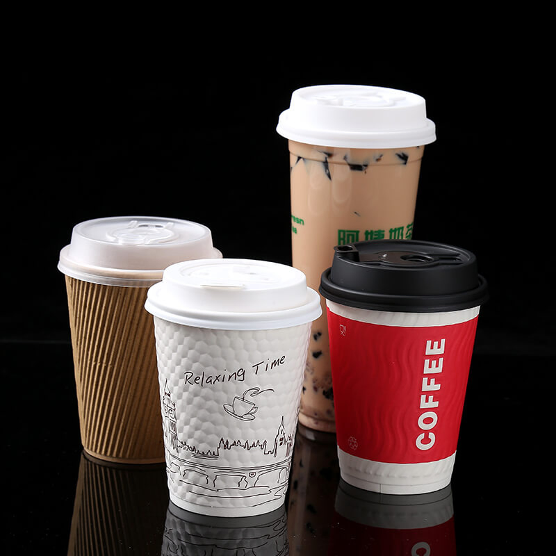 Copos de Papel Personalizados Copos de Café Atacado Descartáveis de Parede Ondulada Simples Dupla para Bebidas de Bolha Boba Chá de Leite para Bebidas Quentes Frias com Tampas 4 8 12 16 Oz