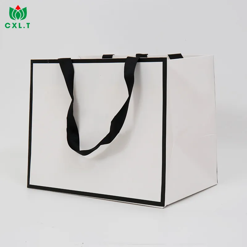 Tamanhos de Alça Personalizados Bolsas Ecológicas Embalagem de Presente Kraft para Sapatos Roupas Sacolas de Papel Reutilizáveis para Compras