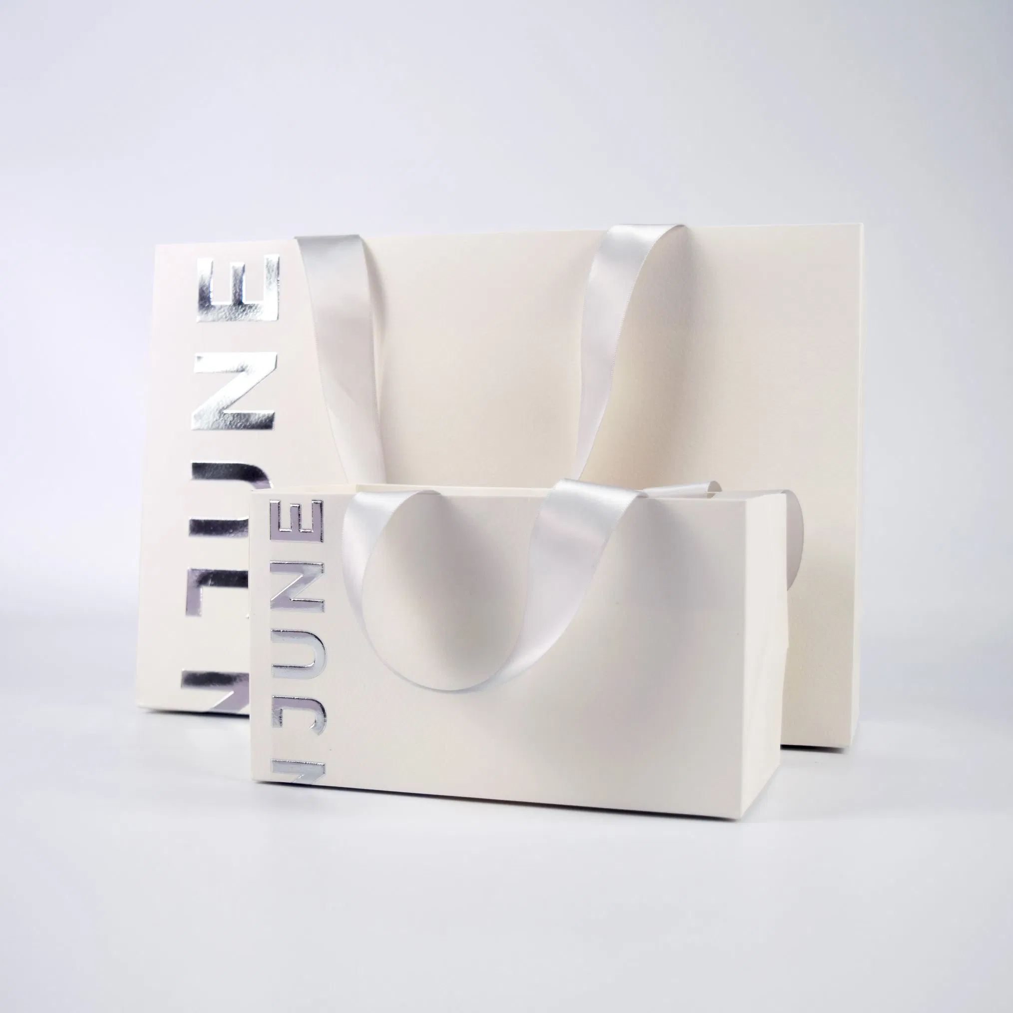 Saco de papel impresso personalizado de alta qualidade para embalagem de varejo, boutique, joias, cosméticos e vestuário