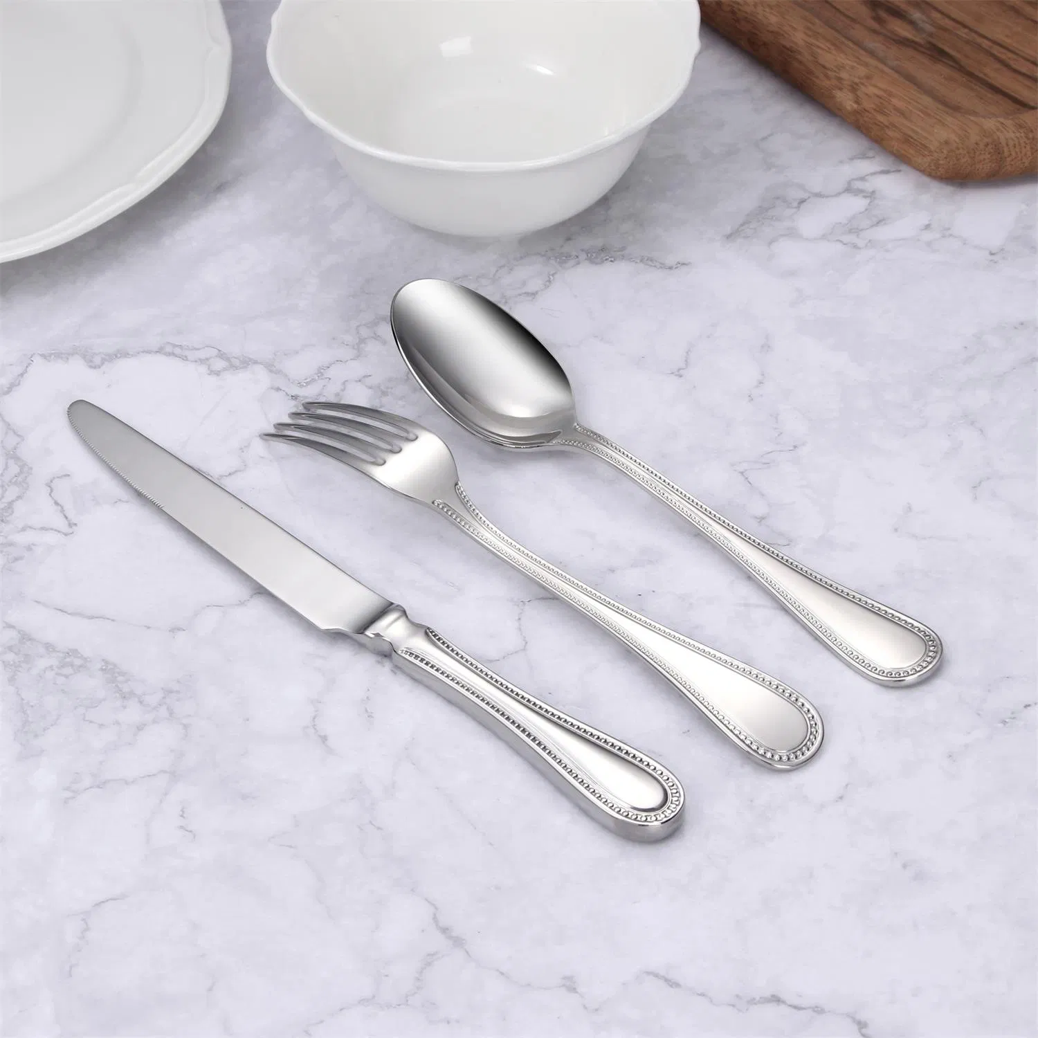 Inovador Cabo de Gravação 304 Aço Inoxidável Utensílios de Cozinha com Colher, Garfo e Faca com Certificação FDA/LFGB/SGS/UE