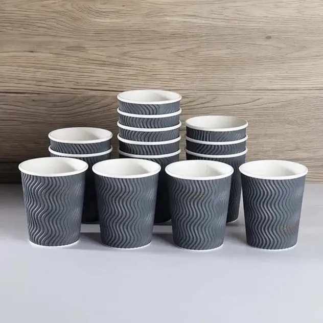 Copo de papel reciclável