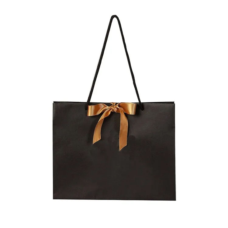 Bolsas de presente de papel de luxo personalizadas com elegante estampagem em foil dourado