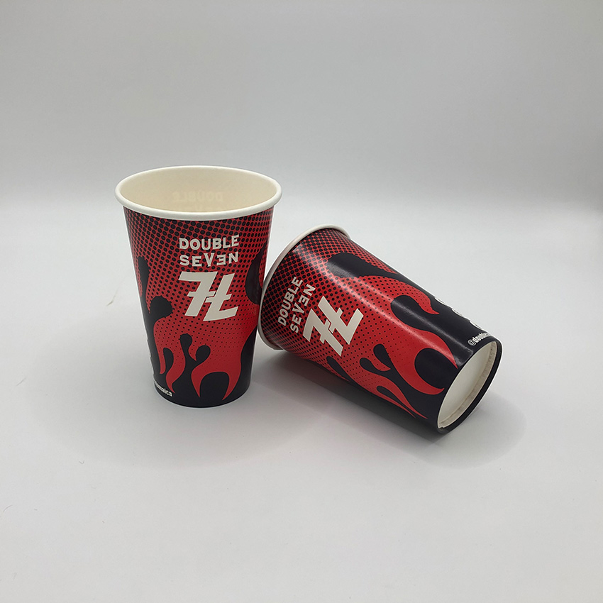 Copo de Papel Descartável de Parede Simples 12oz 500ml para Água, Suco e Bebida Impressão de Logotipo Personalizado 32oz Copo de Papel para Bebidas Frias, Chá, Café para Viagem com Tampa em Forma de Cúpula