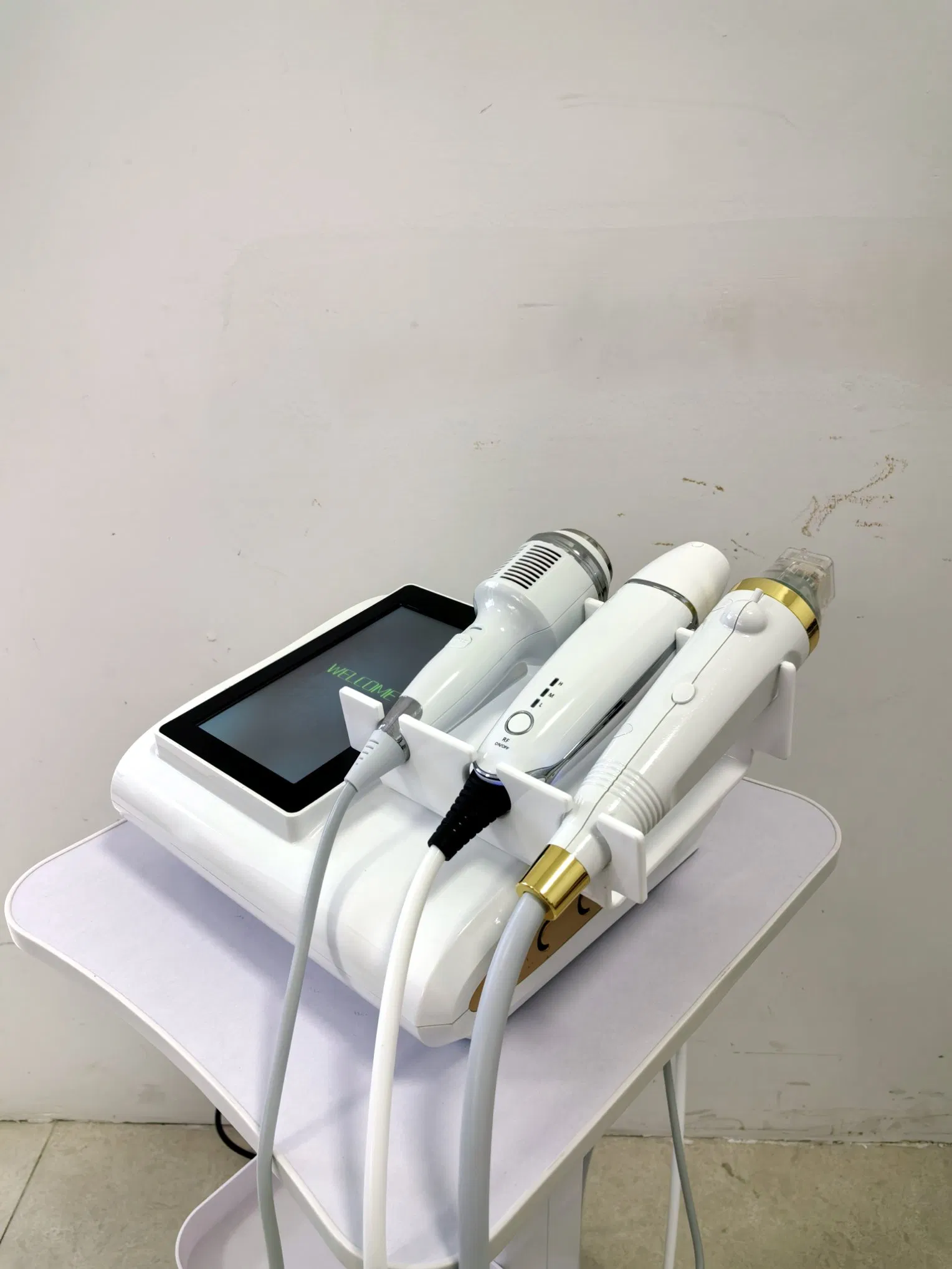 Gold RF-Hifu Microneedle 3-in-1 Facial Treatment Machine