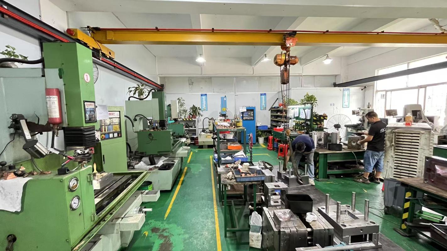 Luminor Beauty tooling fabrication department — precision mold manufacturing for beauty devices