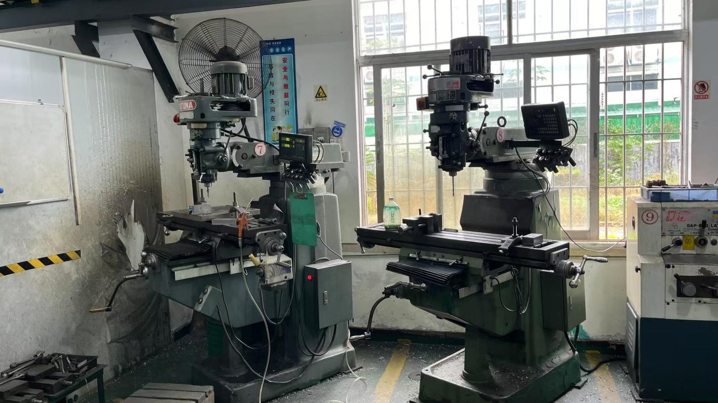 Luminor Beauty milling machine — CNC precision machining for mold component manufacturing