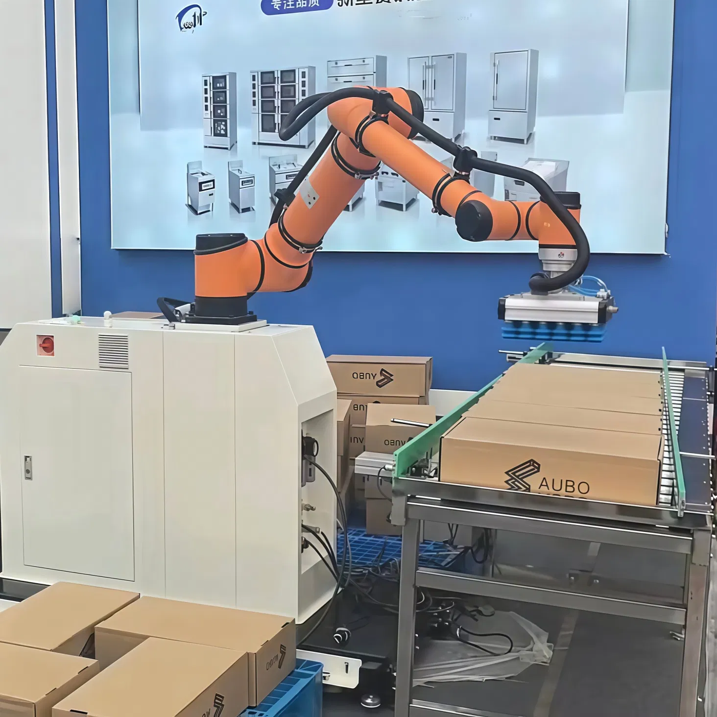 6 - Axis Aubo-Is25 Robot Palletizer with Suction Gripper for Automatic Warehouse Stacking Box Made in China Cobot