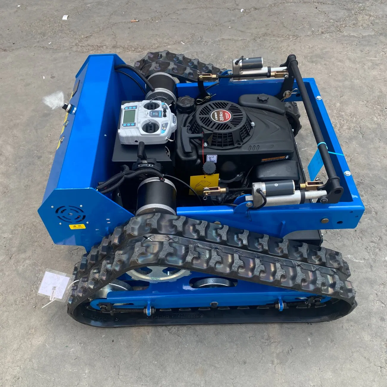 Smart Lawn Mowing Robot with Advanced Navigation Technology for Efficient Grass Cutting