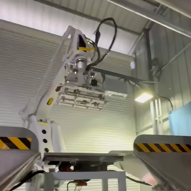 High Payload Servo Controlled Programmable 4axis Automatic Industrial Pallet Depalletizing Robot with Vision Guided Low Maintenance/User Friendly.