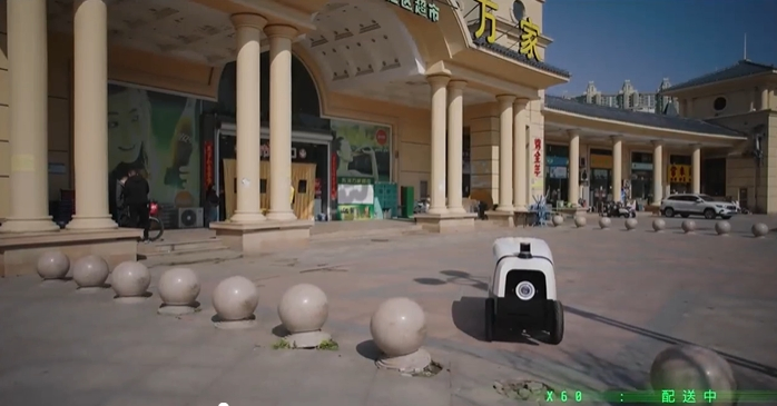 Outdoor Autonomous Delivery Robot Self-Navigating Delivery Robot Ai-Powered Food Service Robot