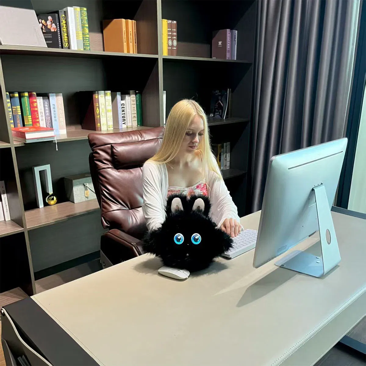 Intelligent Natural Language Driven Data Acquisition Result Toy Ai Robot Pet