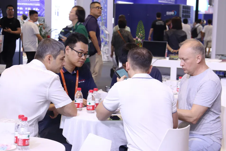 Robot Arm Customization