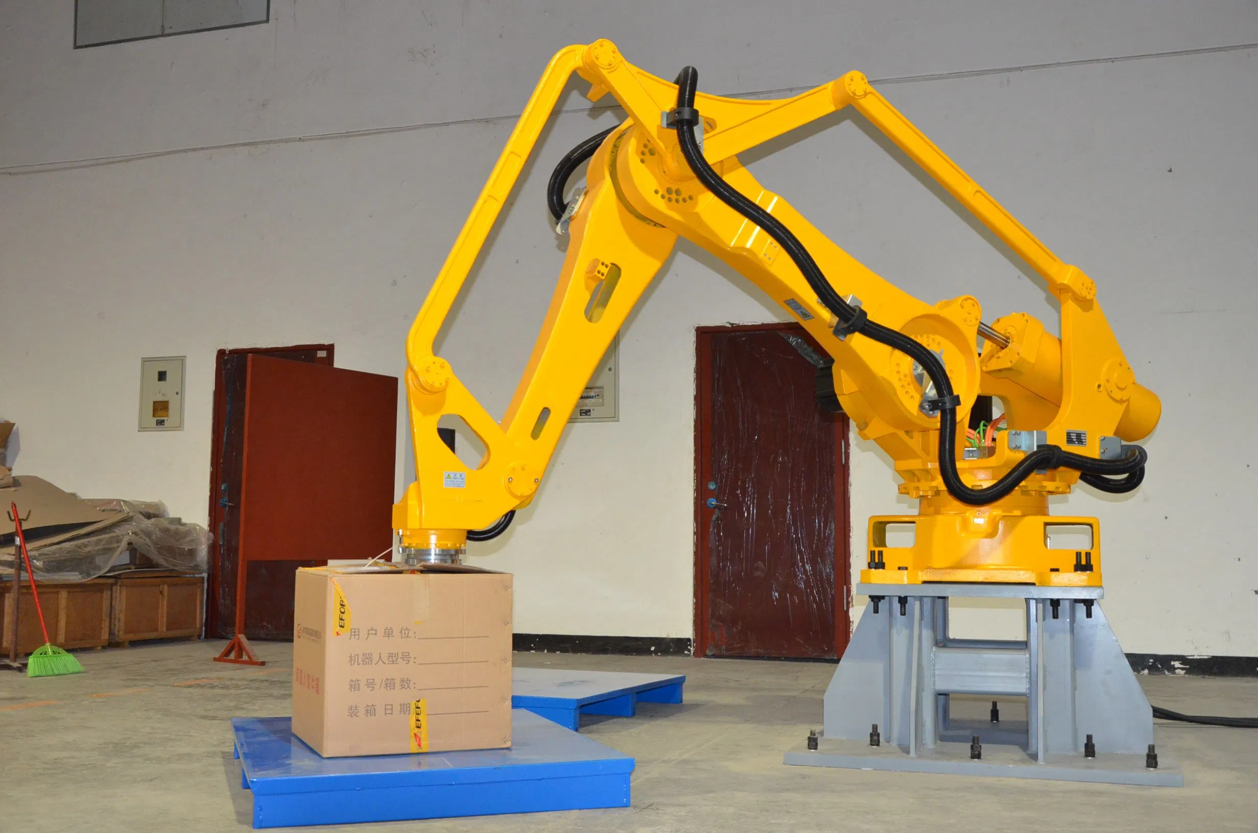 Automomus Pallet Movement Robot Autonomous Mobile Bag Palletizing Robot Beer Crates Box Column Robot Palletizer