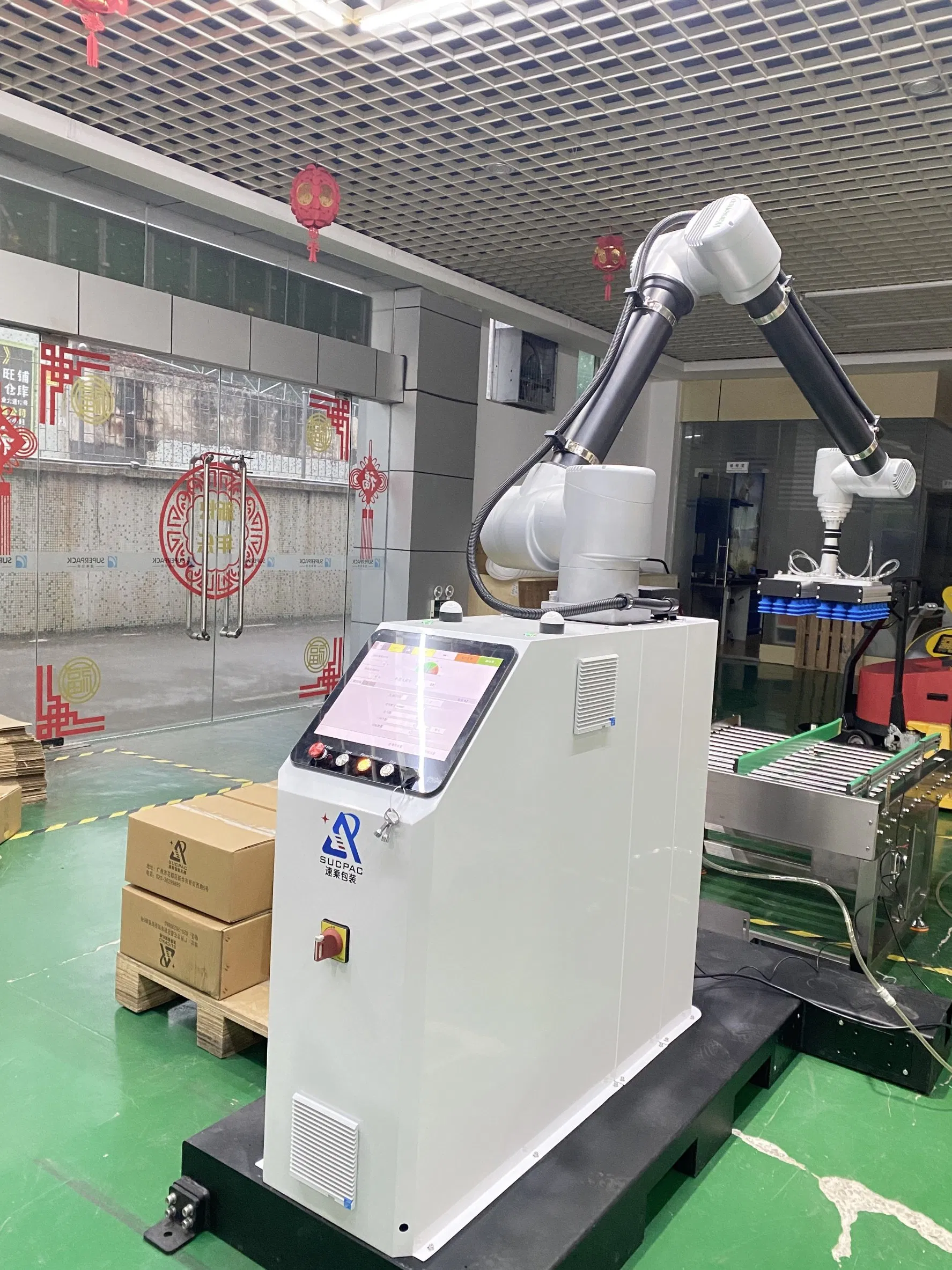 Collaborative Palletizing Robot for Efficient Stack Automation in Warehouse and Factory