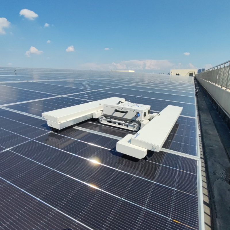 Ai-Driven Rooftop PV Trackless Dry-Clean Robot with C4 Anti-Corrosion Coating