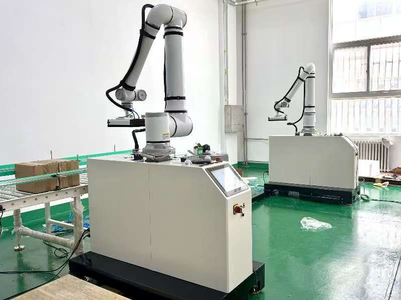 Customizable Collaborative Palletizing Robot Arm for Warehouse