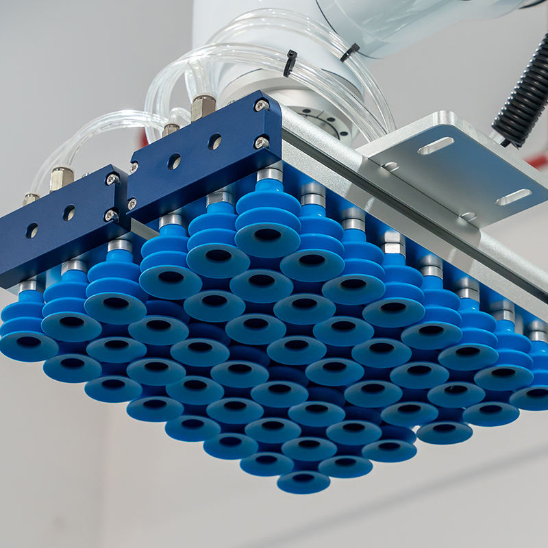 Smooth Medical Saline Palletizing Collaborative Robot