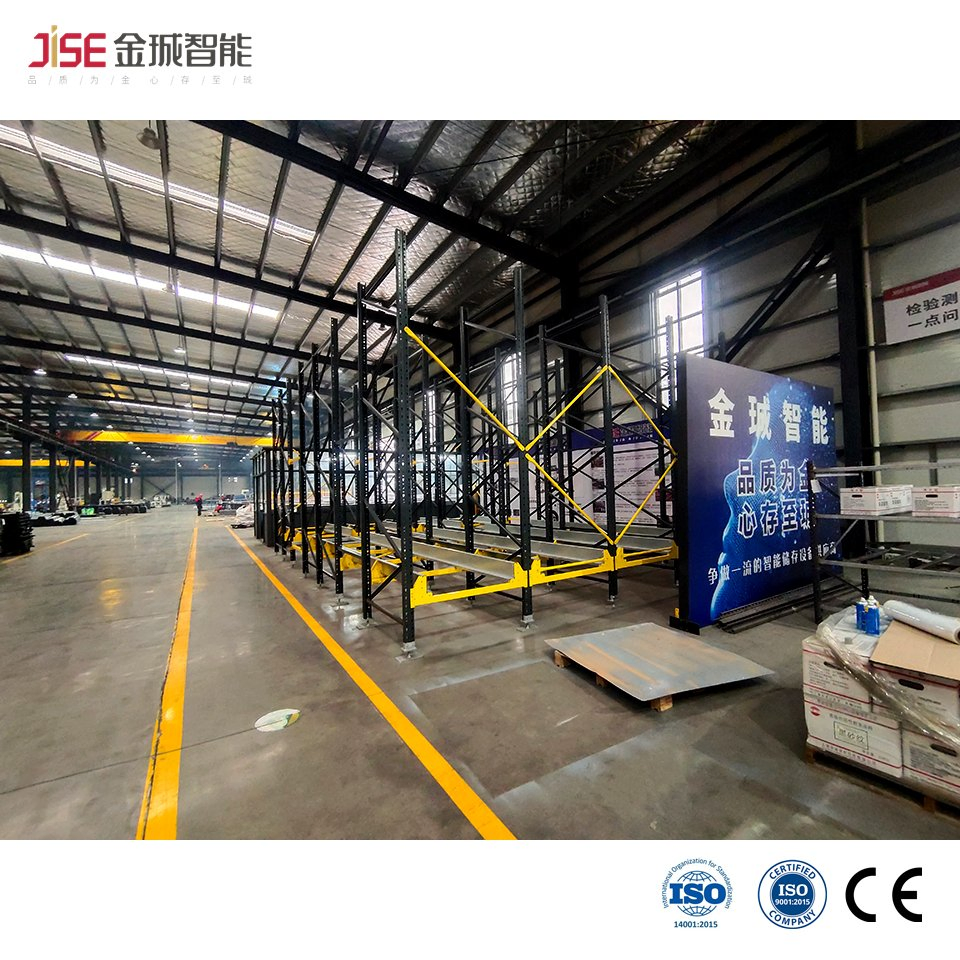 Robotic Radio Shuttle System for Warehouse