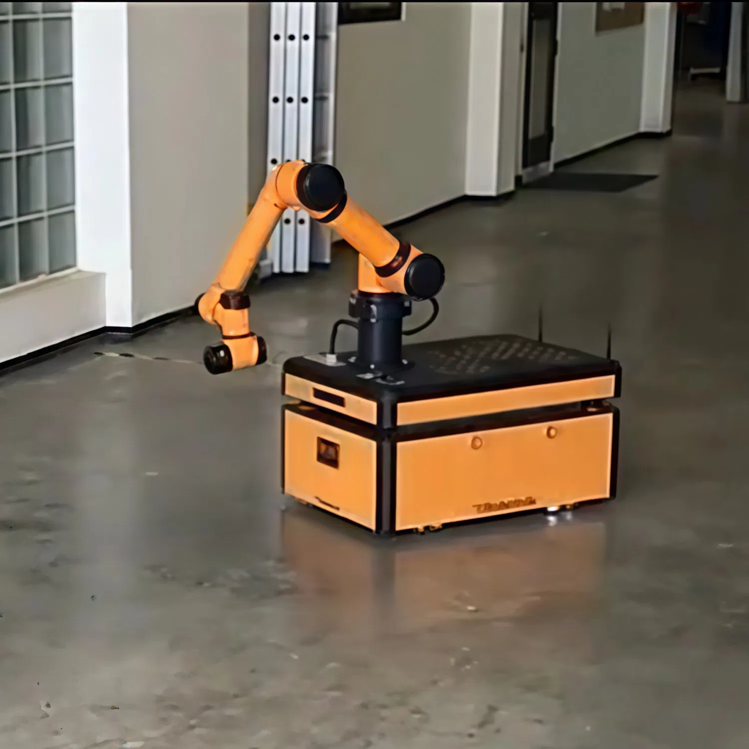Agv and Mobile Collaborative Robot Aubo Is7 Payload 7kg Arm 886.5mm Warehouse Logistics Intelligent Collaborative Robotic Arm