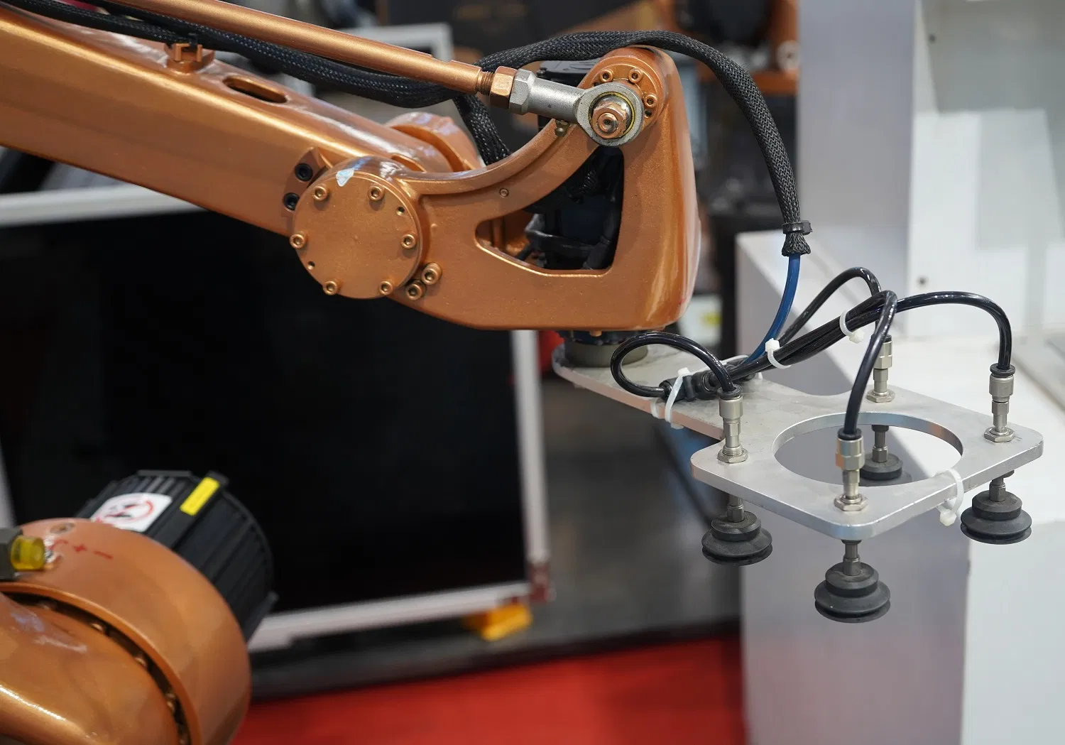 High Performance Fully Automatic Industrial delivery Robot arm &nbsp;Collaborative Palletizing Robot