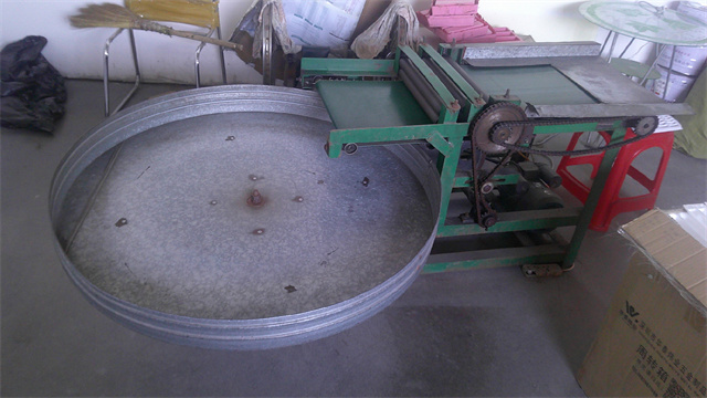 Máquina de urdido para producción de fibras sintéticas de brochas LUQ