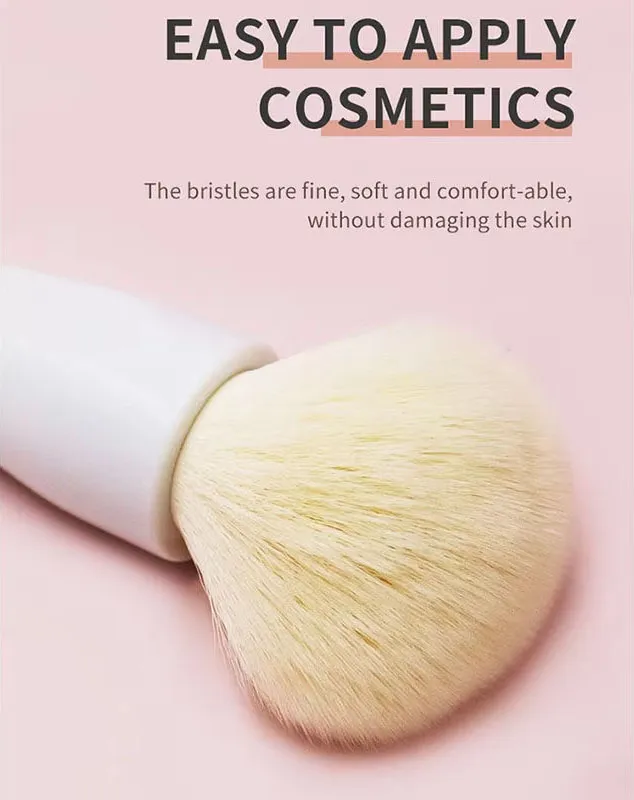Aplicación de cosméticos faciales