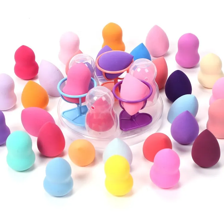 Esponjas de maquillaje de microfibra súper suaves en estuche de silicona plástica colorido para difuminar y eliminar el maquillaje, empaquetado reutilizable