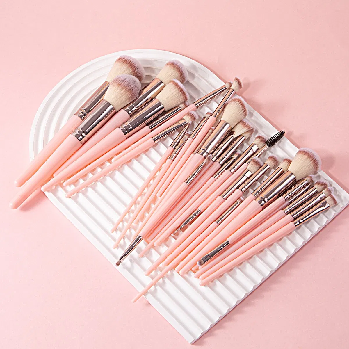 Set de Pinceles de Maquillaje Beautichen 30-Piece – Cerdas Suaves y Casquillo Plateado – Kit Completo de Pinceles Cosméticos para Ojos, Cara y Principiantes