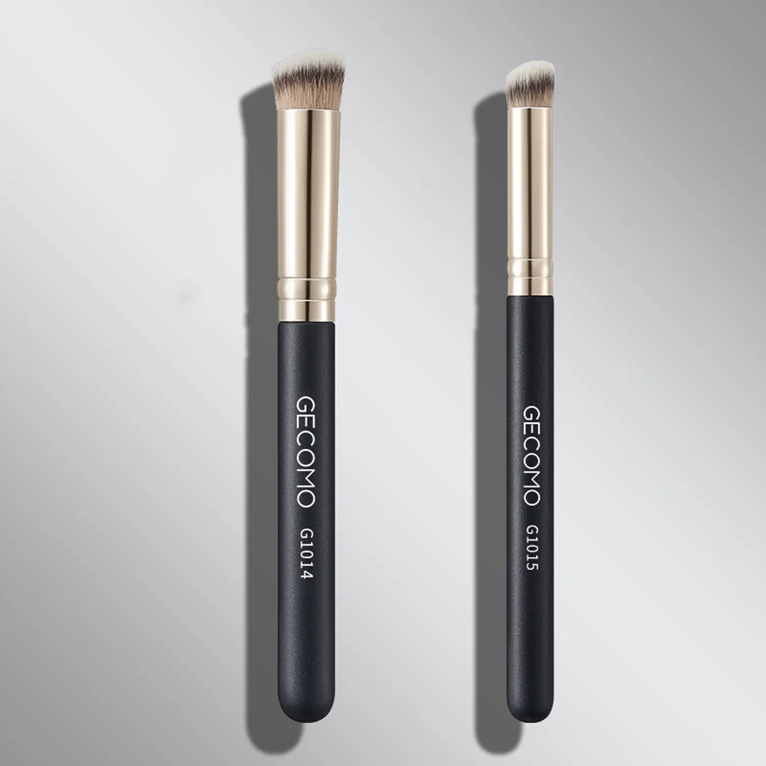 Brocha Mini Angulada de Punta Plana para Contorno de Nariz con Polvo, Líquido y Crema Cosmética PRO, Brochas Pequeñas para Maquillaje, Base y Corrector