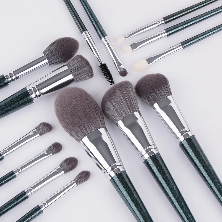 Nuevo al por mayor 14PCS juego de brochas de maquillaje de color verde oscuro para el rostro y los ojos con mango de madera de pelo sintético
