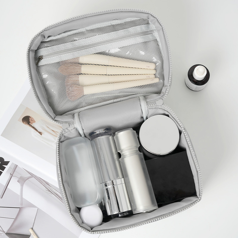 Estuche de Maquillaje de Mano con Gran Capacidad Bolsa de Cosméticos Portátil para Labiales y Cuidado de la Piel Cierre de Cremallera Fashionable