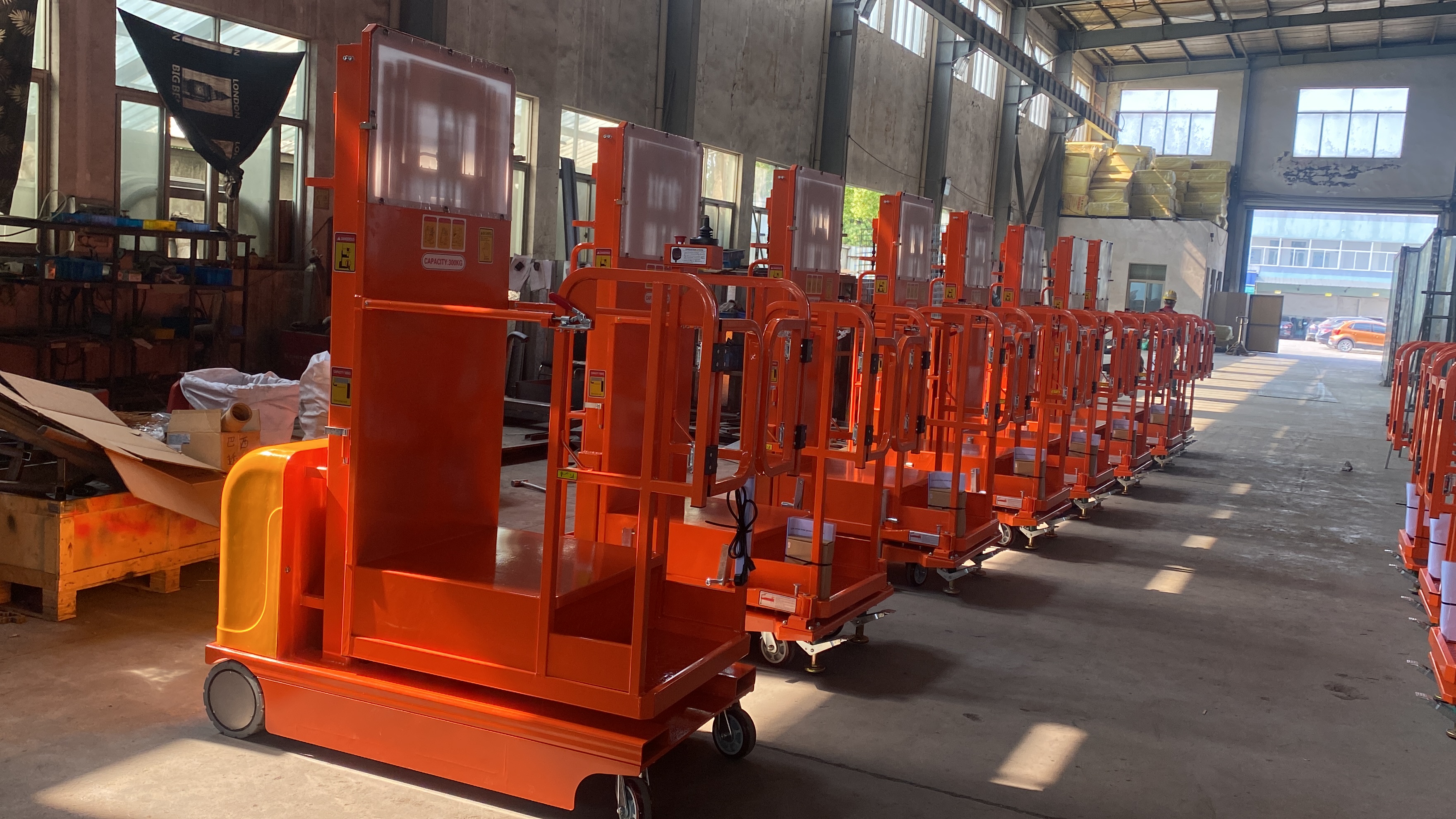 Compact Electric Picking Machine 3m Mini Mobile Order Picker Narrow Aisle High Lift Truck for Supermarket Warehouse Pharmacy