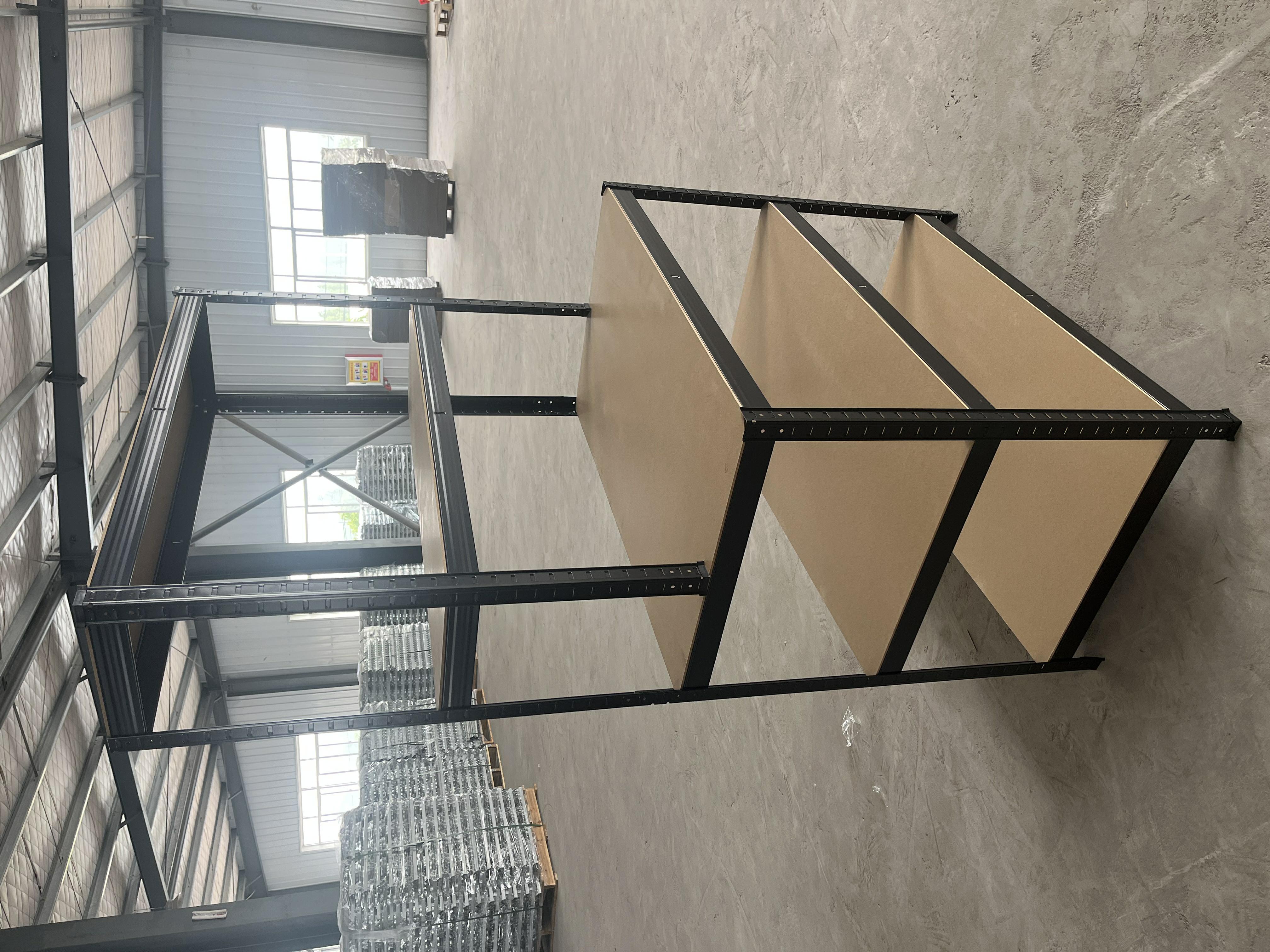 Corrosion-Protected Galvanized Steel Slotted Workbench Racks with Powder Coating Stacking Racks &amp; Shelves