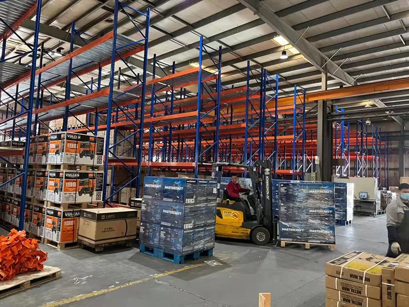 Heavy Duty Storage Vna Pallet Rack for Warehouse with Narrow Aisles
