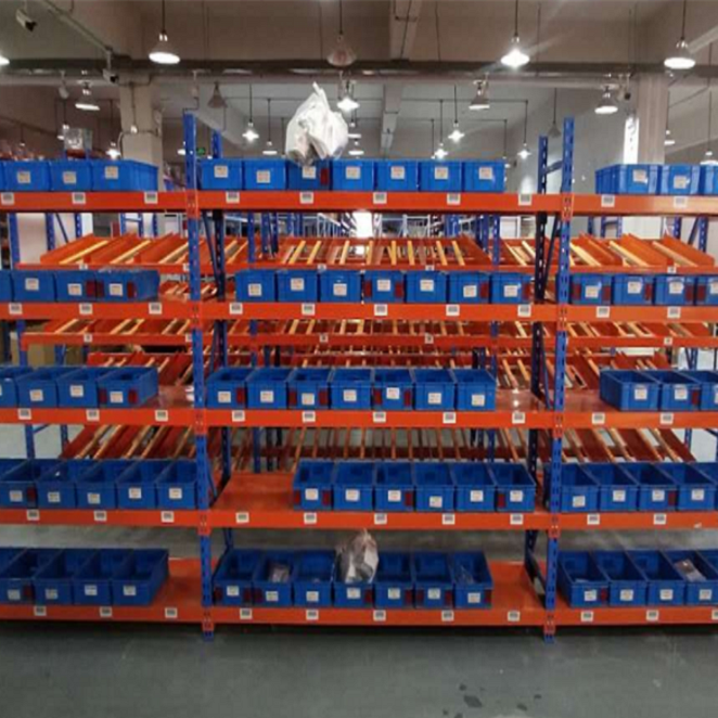 Carton flow rack functionality demonstration