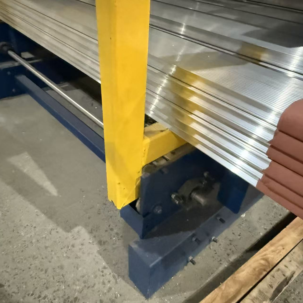 Hot Sales Custom Heavy-Duty Multi-Level Boltless Cantilever Rack