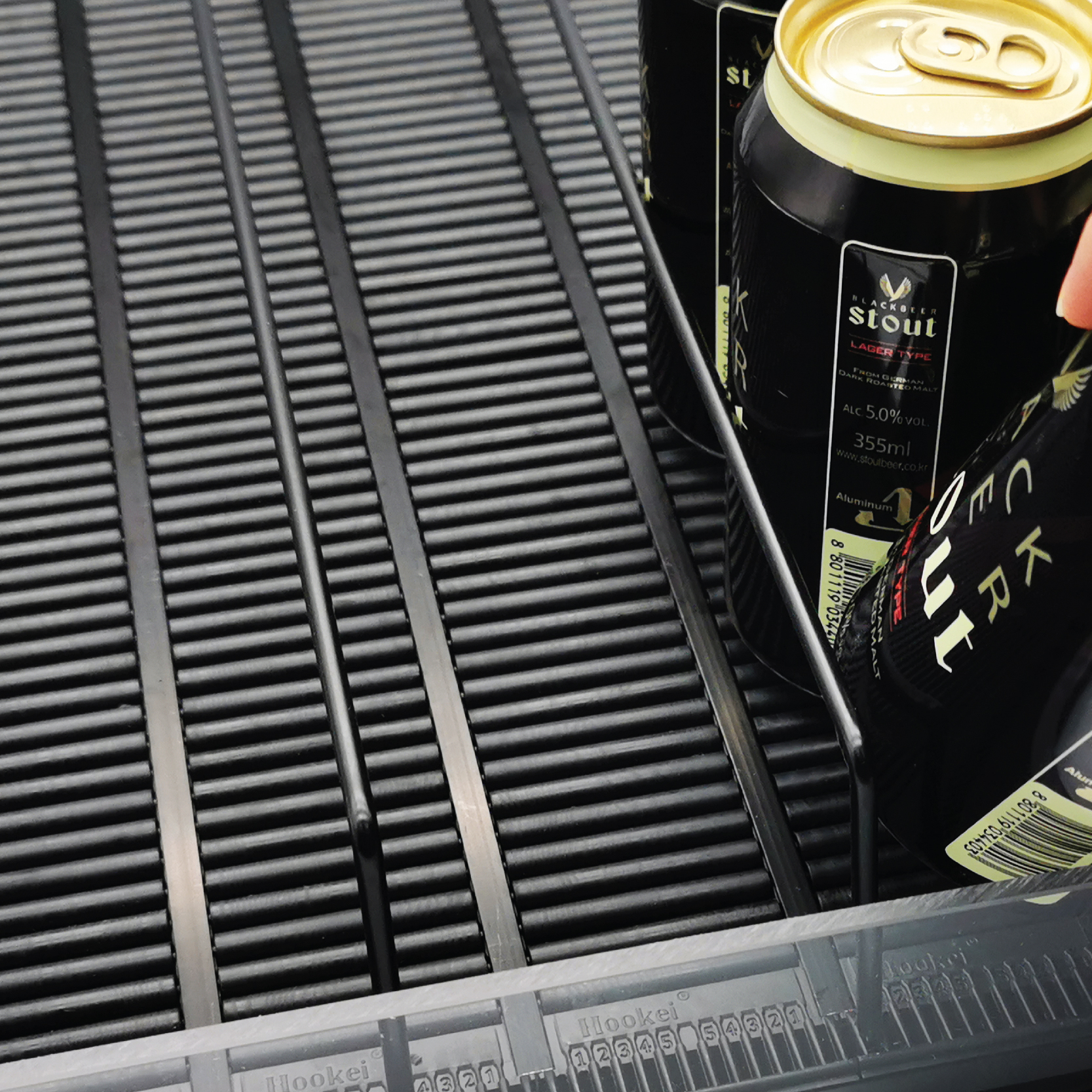 Hookei Soda Glides Gravity Flow System Shelf Roller Liquor Store Cooler Shelving for Refrigerator Shelf Trays