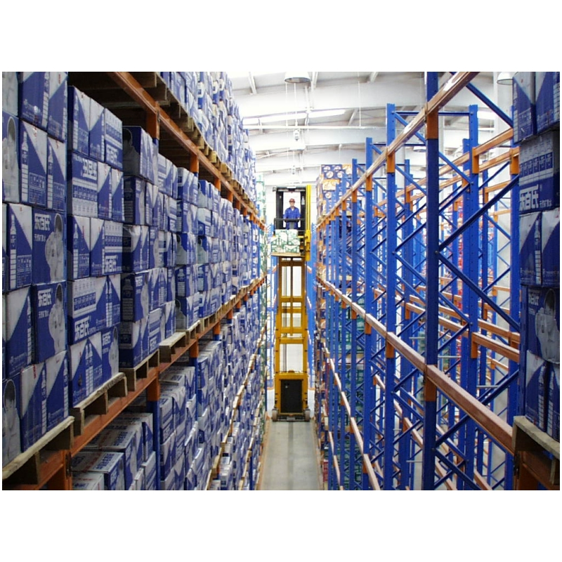 Protection Narrow Aisle Shelf Warehouse Storage Iron Heavy Duty Pallet Rack