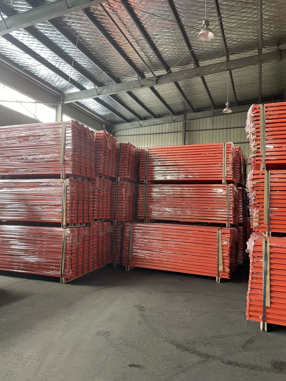 Galvanized steel column detail