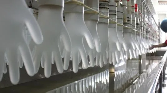 قفازات فحص فينيل طبية