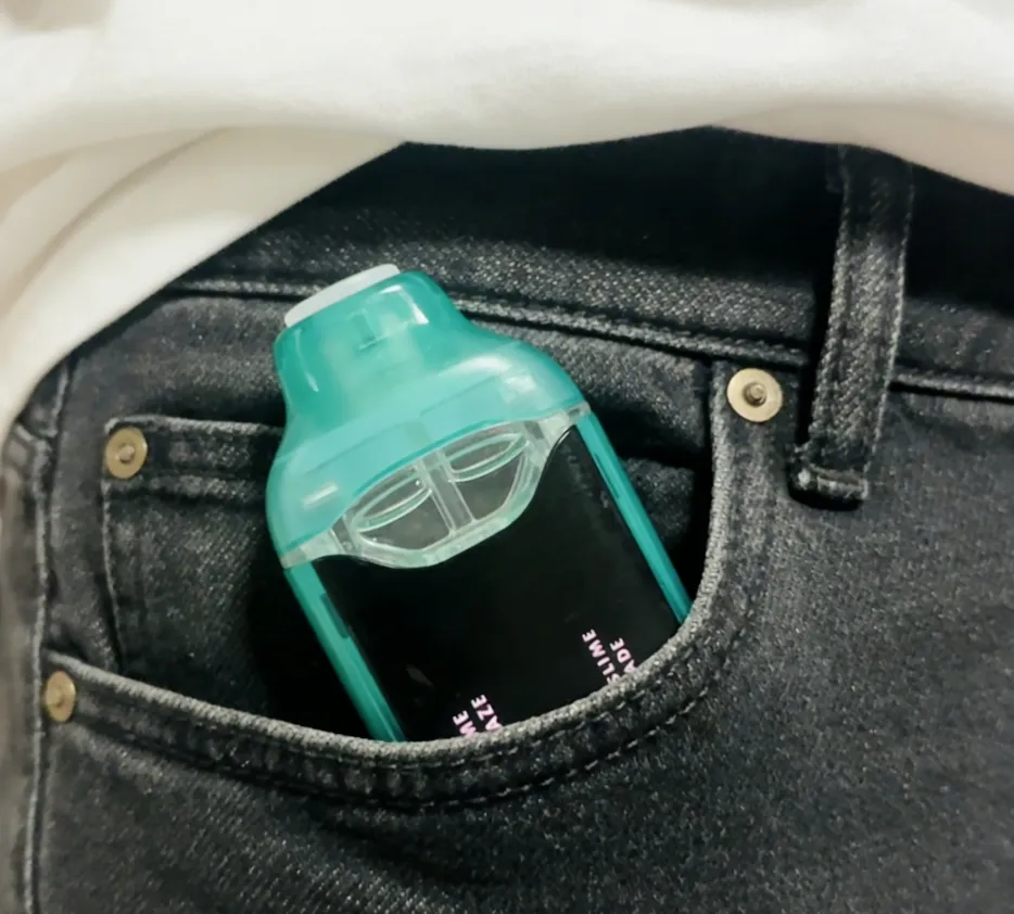 Dual Chamber Disposable Vape Pen View 1
