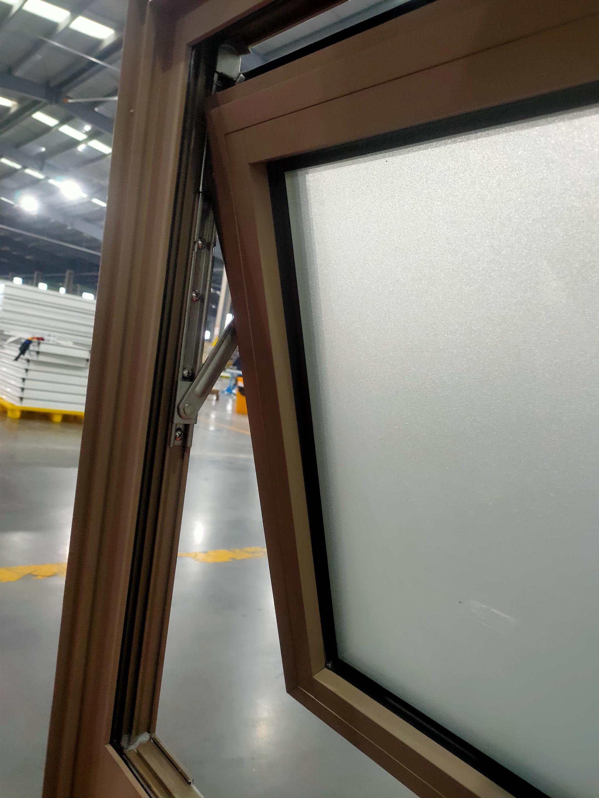 Superhouse Modern Design Villa Australian Standard AS2047 Certificated  Double Glazed Aluminum Awning Window