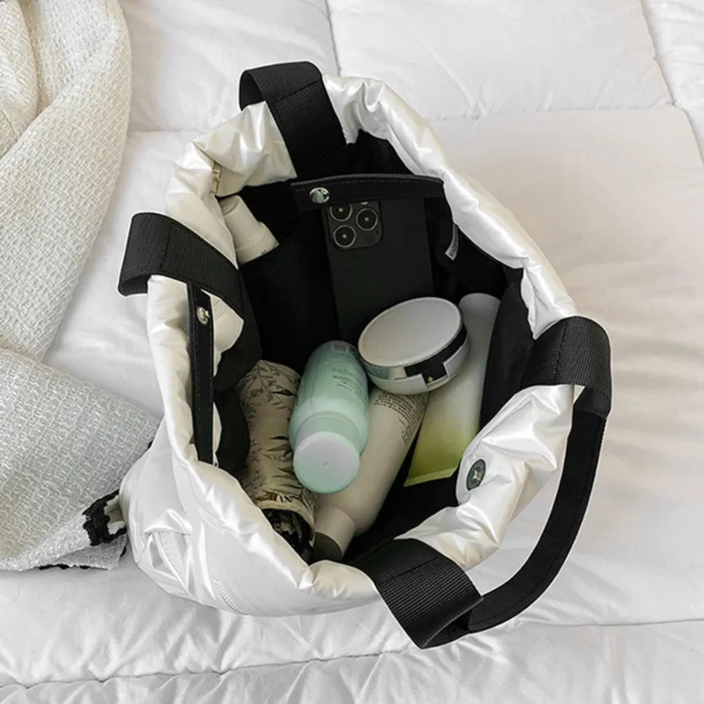 Bolsa Hobo Feminina Matelassê Bolsa de Ombro Grande Capacidade Almofada Matelassê Tote