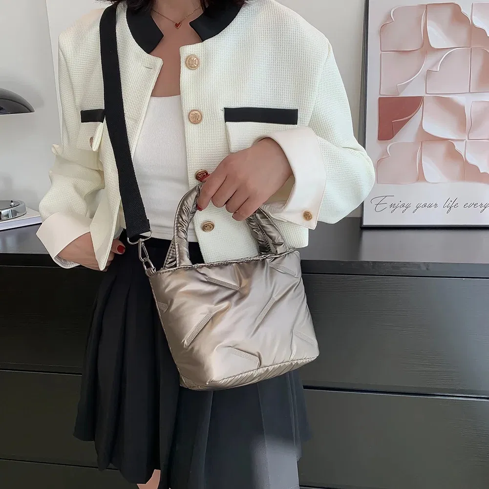 Bolsa Hobo Feminina Matelassê Bolsa de Ombro Grande Capacidade Almofada Matelassê Tote