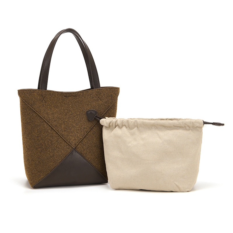 Bolsa de Couro Genuíno Niche Bucket Bolsa Feminina Moda Literária Bolsa de Ombro Hand Bill Bolsa Tote de Patchwork para Mulheres