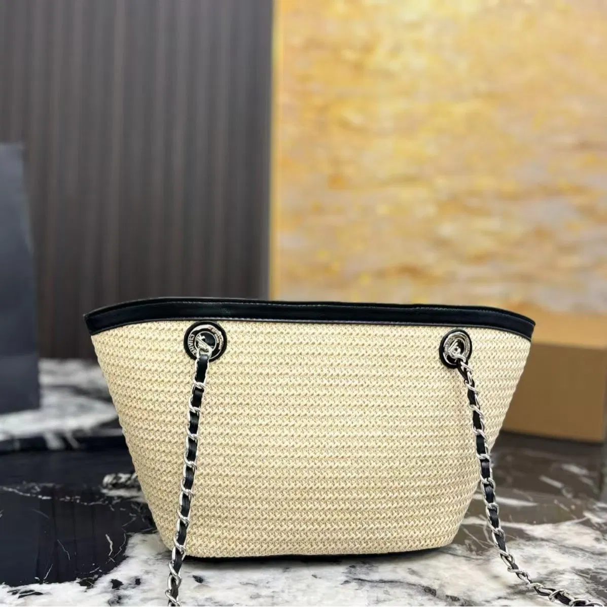 Atacado de 26c Bolsa Clássica de Palha Trançada, Bolsa de Praia Pequena, Cesta de Vegetais para Férias, Bolsa de Ombro de Grande Capacidade