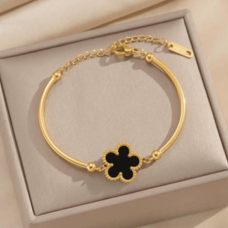 Bracelete de Quatro Folhas de Trevo Multicolorido de Moda Nova por Atacado em Aço Inoxidável 18K Bracelete de Flor Dourado Empilhável para Mulheres